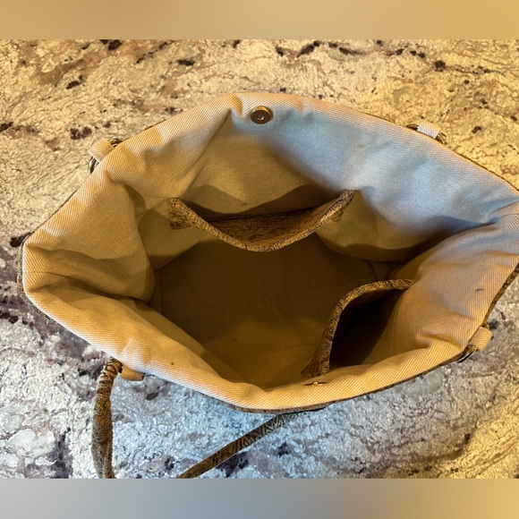 Lulu Shoulder Strap Hand Bag w/ Paisley Material - Picture 6 of 6